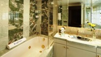 KINGFISHER Bathroom2